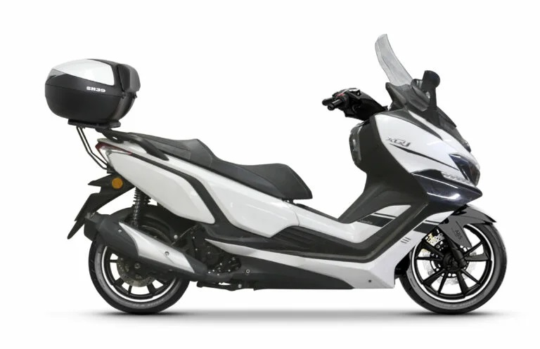 SHAD Montážna sada pre Horný kufor Top master D0XQ18ST DAELIM XQ1 125/250