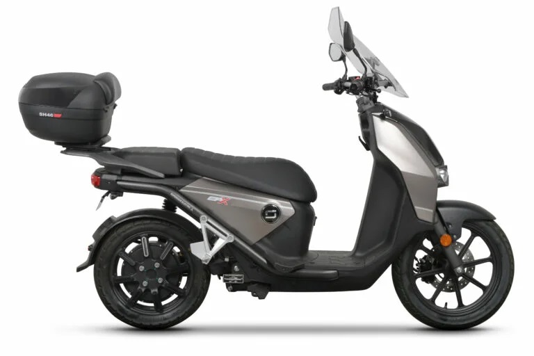 SHAD Montážna sada pre Horný kufor Top master S0CP10ST SUPER SOCO CPX ’20