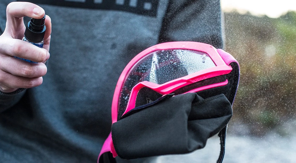 Prémiová utierka na detailné čistenie z mikrovlákna MUC-OFF 20344