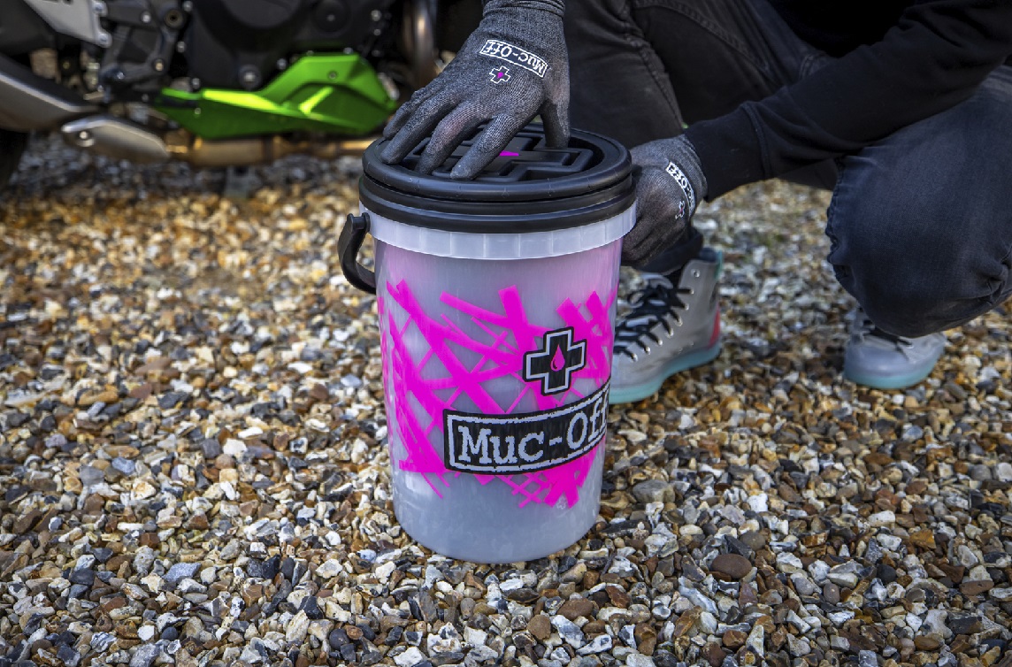 Súprava na vedro pre motorové vozidlá MUC-OFF 20546