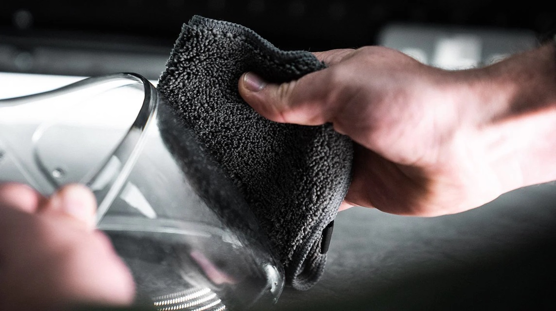 Helmet, Visor and Goggle Cleaning Kit V2 MUC-OFF [6]