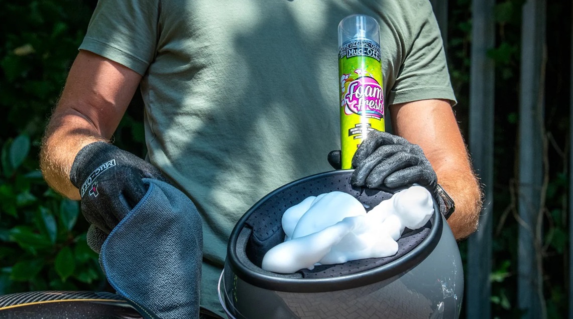 Helmet Care Kit V2 MUC-OFF 20803