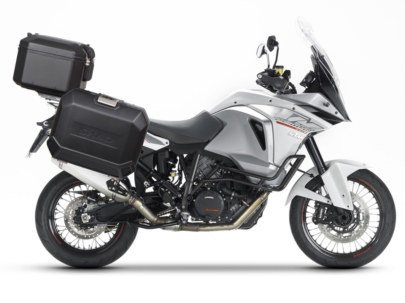 Set complet cutii aluminiu laterale, 36L / 47L SHAD TERRA NEGRU, include kit montare SHAD KTM Adventure 1090, 1190, Super Adventure 1290 (R, S) [15]